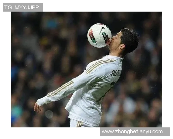 顶级足球明星停球技巧解析与精彩瞬间回顾